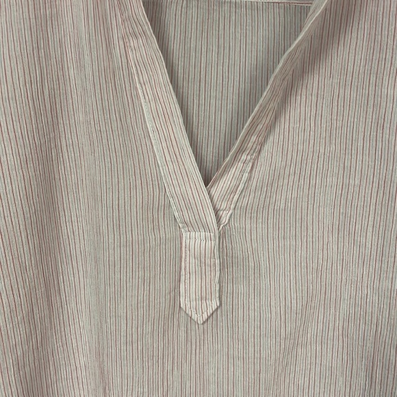 Loft Crinkle Split Neck Top/ blouse semi-sheer tiny pink/white/ blue stripes  XL - Picture 7 of 7